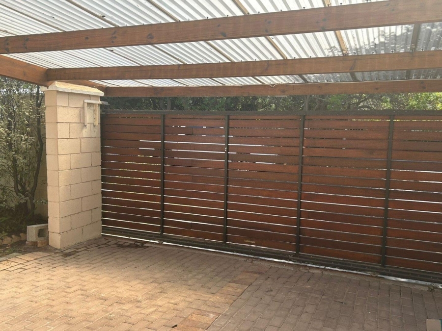 To Let 2 Bedroom Property for Rent in Constantia Western Cape